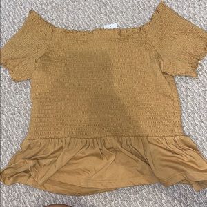 Off the shoulder ruched crop top